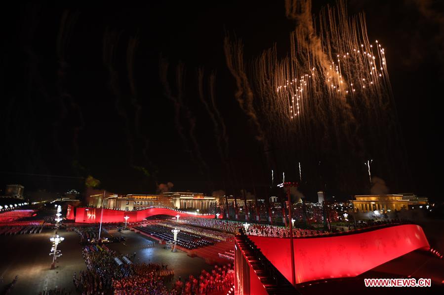 (PRC70years)CHINA-BEIJING-NATIONAL DAY-CELEBRATIONS-EVENING GALA (CN)