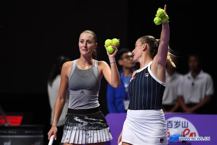 In pics women's doubles round robin match at Shenzhen WTA finals