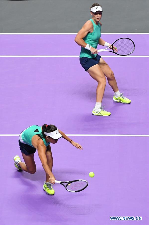 Zhang/Stosur prevail over Xu/Dabrowski in WTA Finals Shenzhen group