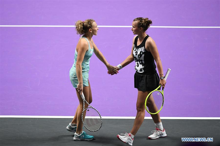 (SP)CHINA-SHENZHEN-TENNIS-WTA TOUR FINALS-DOUBLES (CN)