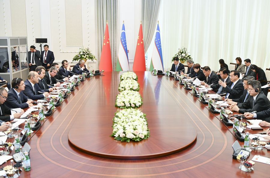 Chinese Premier Uzbek Pm Call For More Direct Flights Between