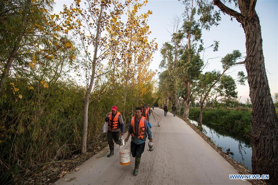 CHINA-YUNNAN-KUNMING-DIANCHI LAKE-WATER QUALITY (CN)