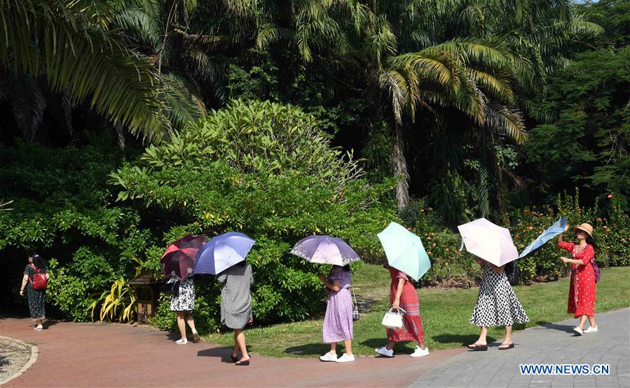 CHINA-YUNAN-JINGHONG-FLOWERS (CN)