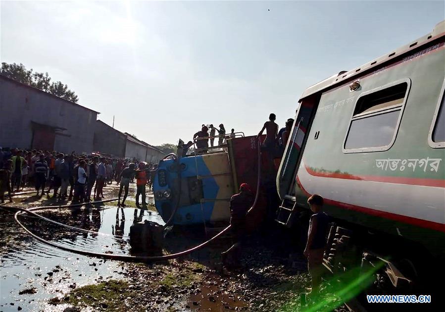 BANGLADESH-SIRAJGANJ-TRAIN-ACCIDENT