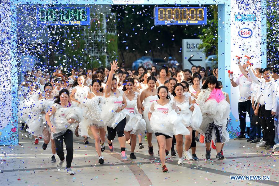 THAILAND-BANGKOK-BRIDES-RUNNING CONTEST