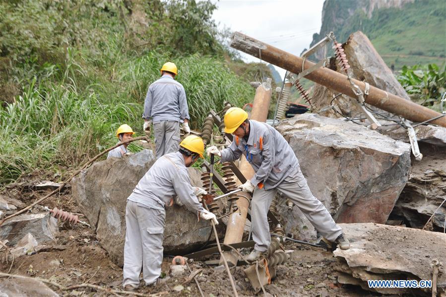 (SPOT NEWS)CHINA-GUANGXI-EARTHQUAKE-CASUALTIES (CN)