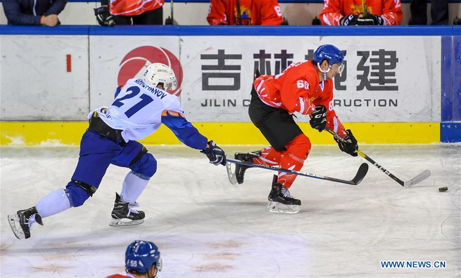 (SP)CHINA-JILIN CITY-ICE HOCKEY-SILK ROAD SUPREME HOCKEY LEAGUE-TSEN TOU VS HUMO(CN)