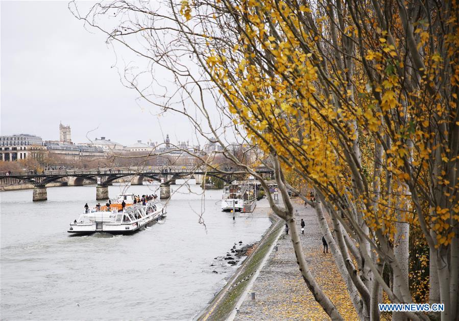 FRANCE-PARIS-AUTUMN SCENERY