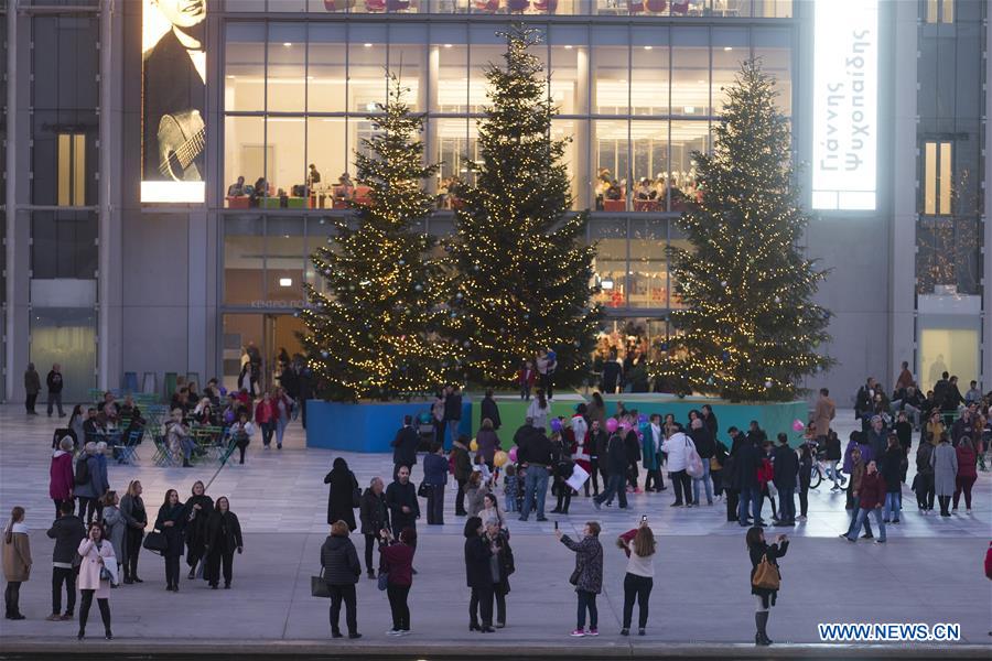 GREECE-ATHENS-CHRISTMAS-DECORATION