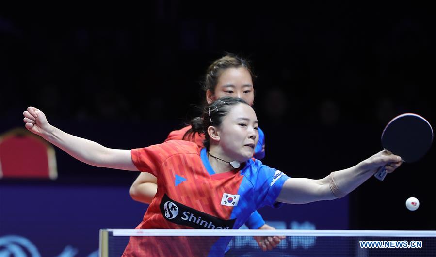 (SP)CHINA-ZHENGZHOU-TABLE TENNIS-ITTF-GRAND FINALS-WOMEN'S DOUBLES (CN)