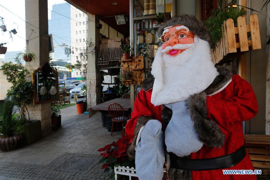 MIDEAST-HAIFA-CHRISTMAS-SANTA CLAUS