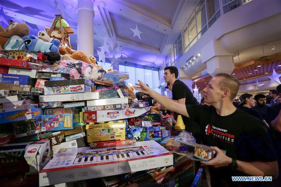 Pan Pacific Christmas Wish Breakfast in Vancouver collects toys for