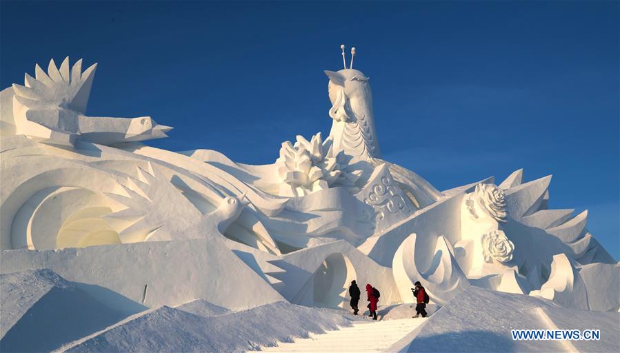 CHINA-HEILONGJIANG-HARBIN-SNOW SCULPTURE ART EXPOSITION (CN)