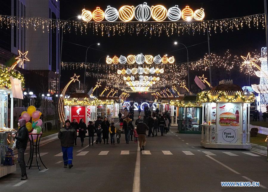 UZBEKISTAN-TASHKENT-CHRISTMAS DECORATION