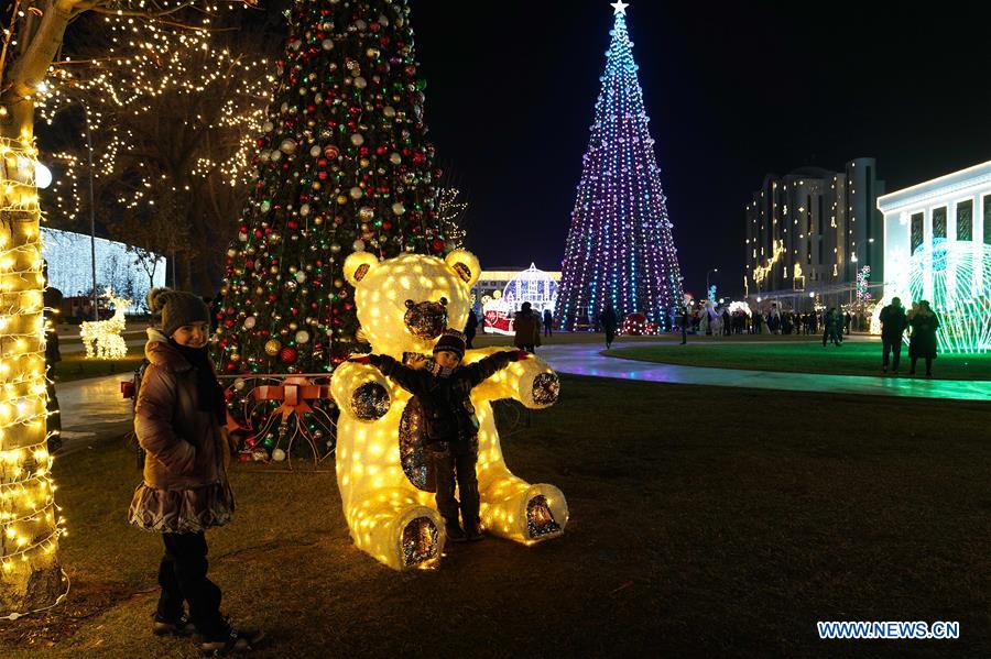 UZBEKISTAN-TASHKENT-CHRISTMAS DECORATION