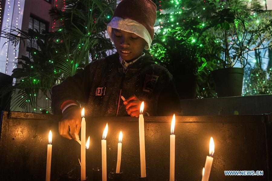 INDIA-KOLKATA-CHRISTMAS-CELEBRATION