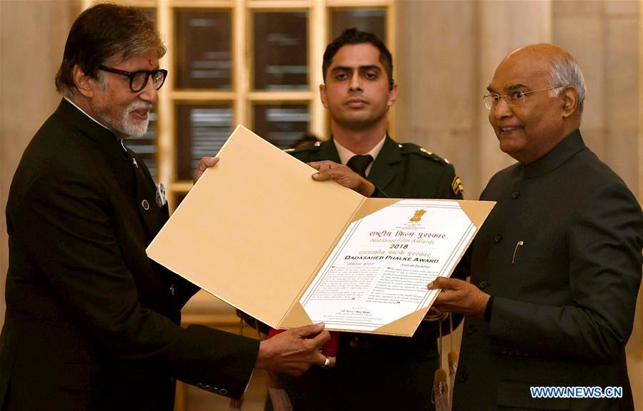 INDIA-NEW DELHI-AMITABH BACHCHAN-TOP CINEMA AWARD