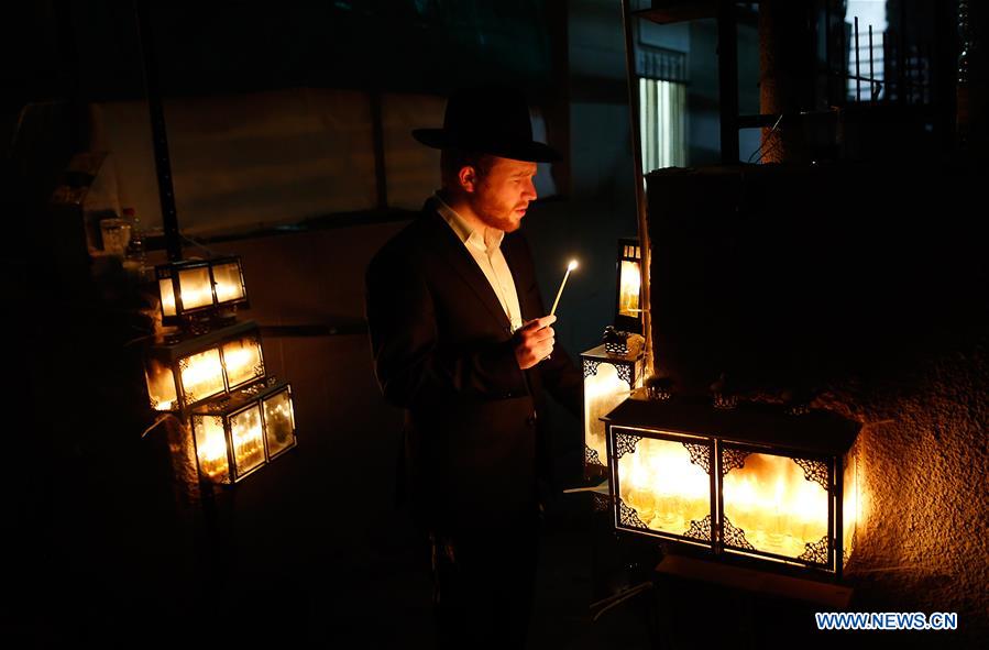 MIDEAST-JERUSALEM-HANUKKAH