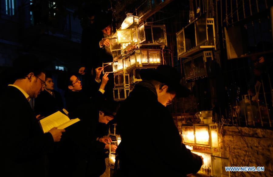 MIDEAST-JERUSALEM-HANUKKAH