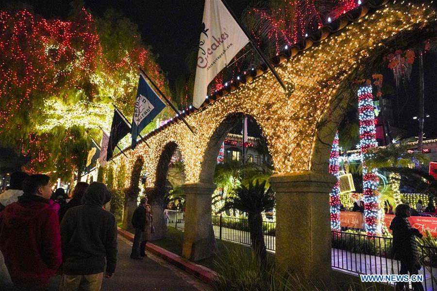 U.S.-CALIFORNIA-RIVERSIDE-FESTIVAL OF LIGHTS