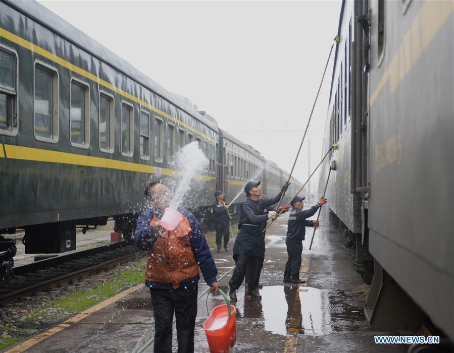 CHINA-HUNAN-RAILWAY-SAFETY CHECK (CN)