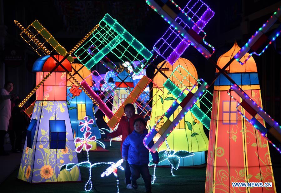 CHINA-SHANDONG-LINYI-LIGHT INSTALLATION-FESTIVAL (CN)