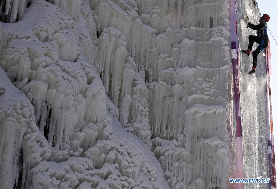 (SP)CHINA-CHANGCHUN-ICE CLIMBING-UIAA WORLD CUP(CN)