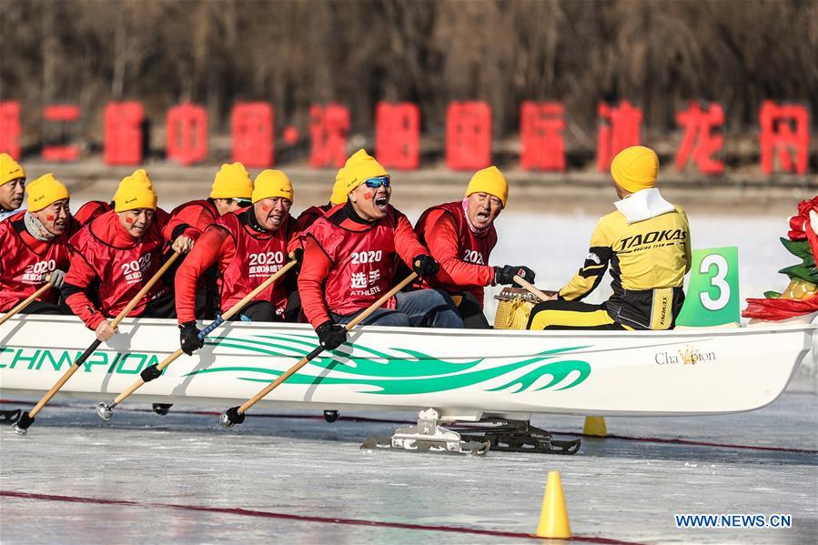 (SP)CHINA-SHENYANG-ICE DRAGON BOAT (CN)