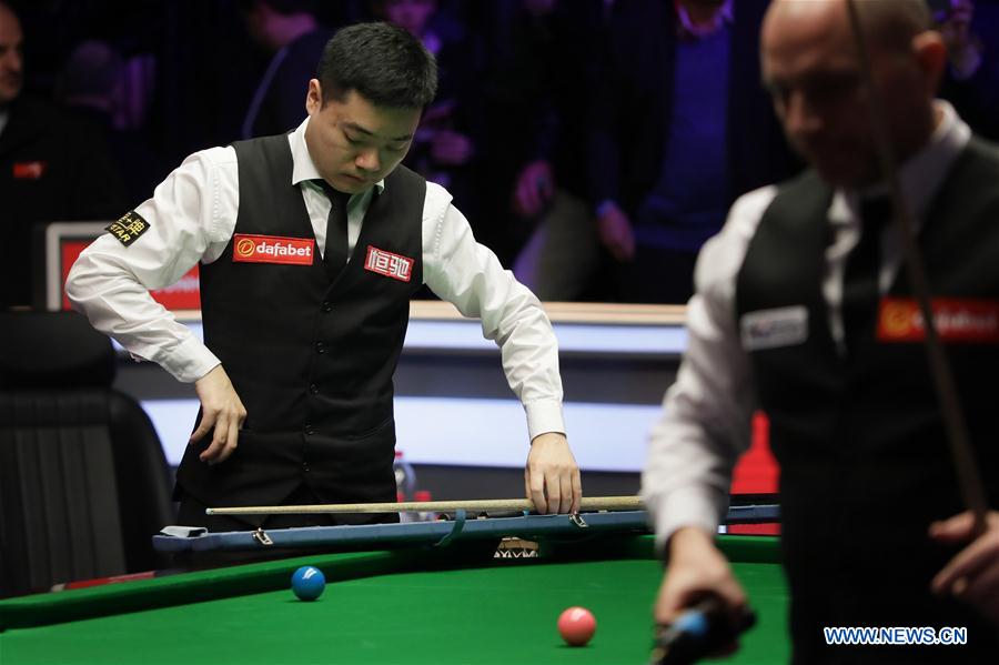 (SP) BRITAIN-LONDON-SNOOKER-MASTERS 2020-DING VS PERRY