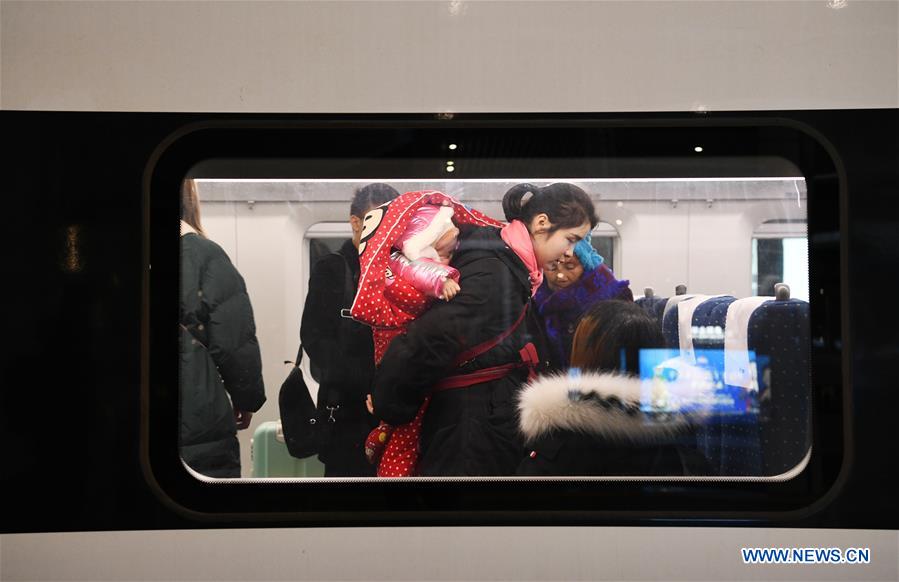 CHINA-GUIZHOU-GUIYANG-RED-EYE TRAIN (CN)