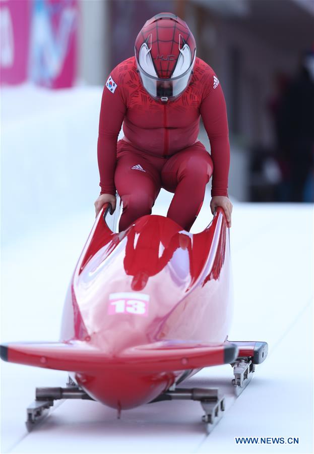 (SP)SWITZERLAND-ST. MORITZ-WINTER YOG-BOBSLEIGH-WOMEN'S MONOBOB