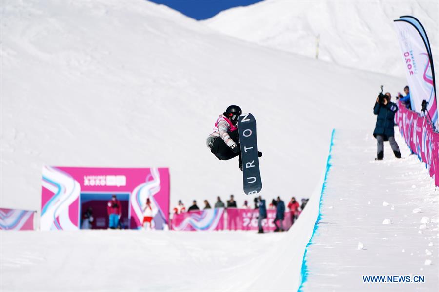 (SP)SWITZERLAND-LEYSIN-WINTER YOG-SNOW BOARD-WOMEN'S HALFPIPE-FINAL