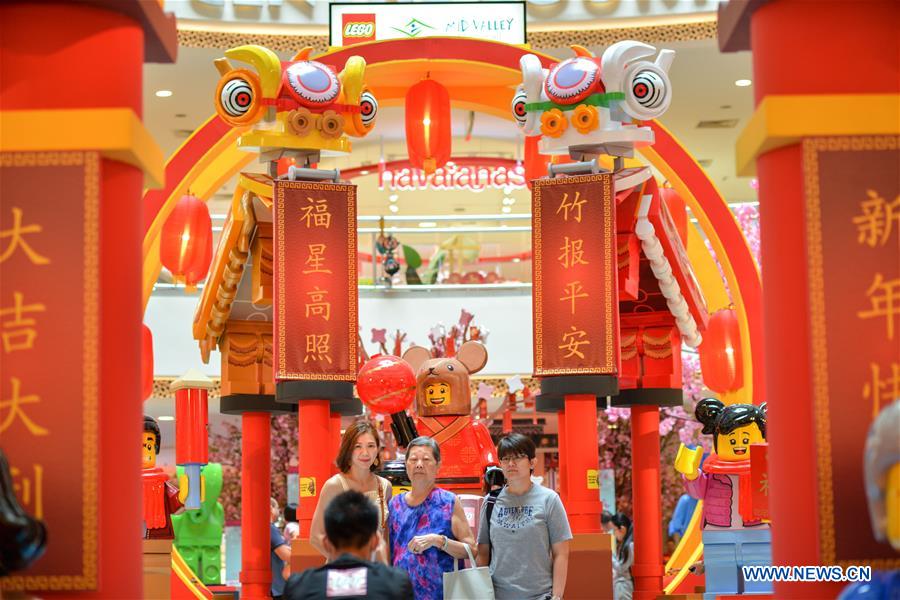 MALAYSIA-KUALA LUMPUR-CHINESE NEW YEAR-DECORATION