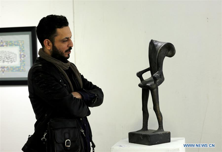 IRAQ-BAGHDAD-SCULPTURE-EXHIBITION