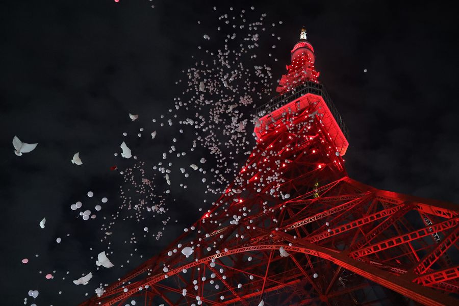 Landmarks worldwide light up in red to welcome Year of the Rat - Xinhua