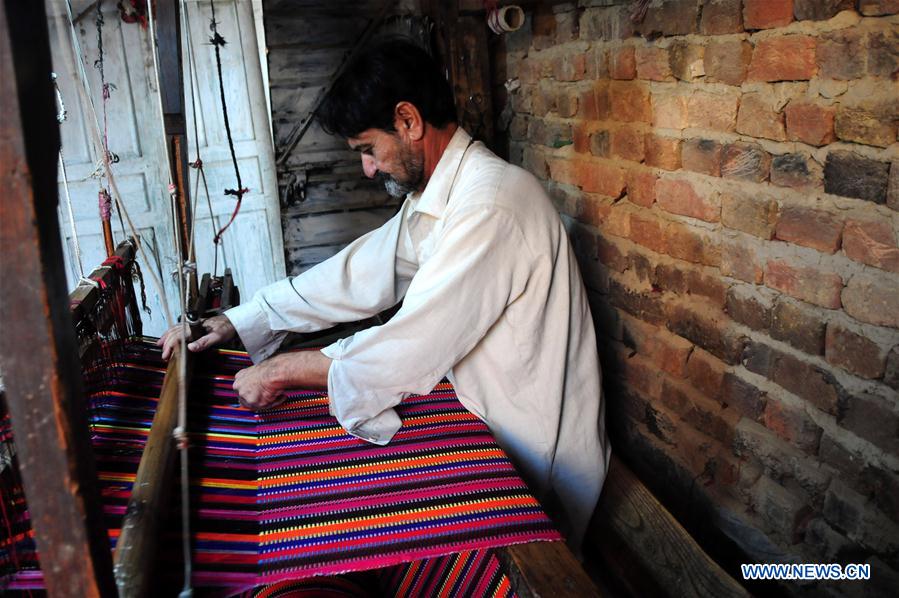 PAKISTAN-PESHAWAR-TRADITIONAL SHAWL