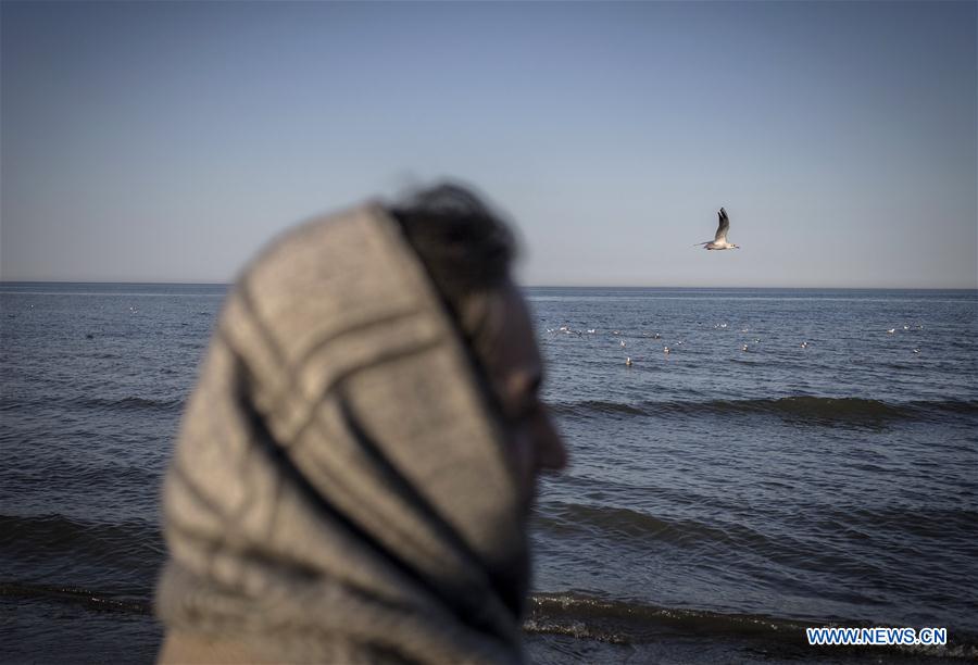 IRAN-TONEKABON-BEACH-DAILY LIFE