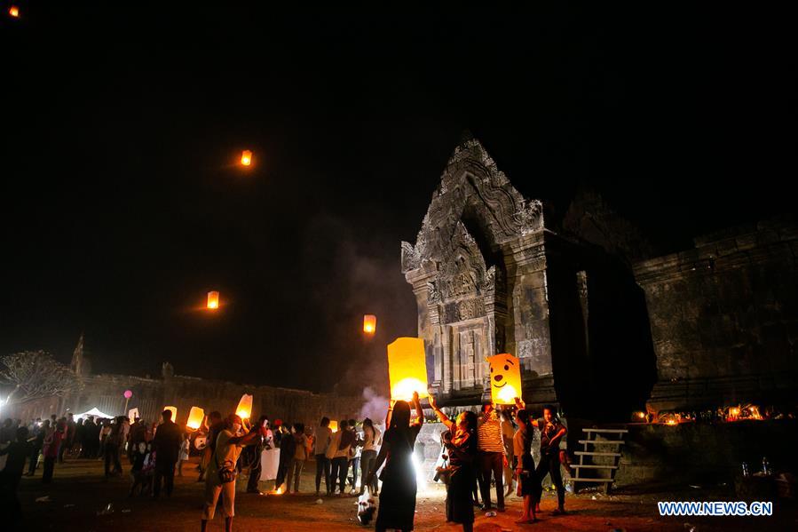 LAOS-VIENTIANE-VAT PHOU-FESTIVAL-CELEBRATION