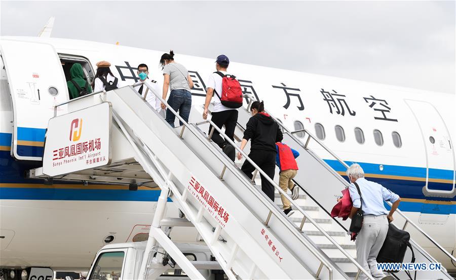 CHINA-HAINAN-SANYA-NCP-HUBEI TOURISTS-RETURN (CN)