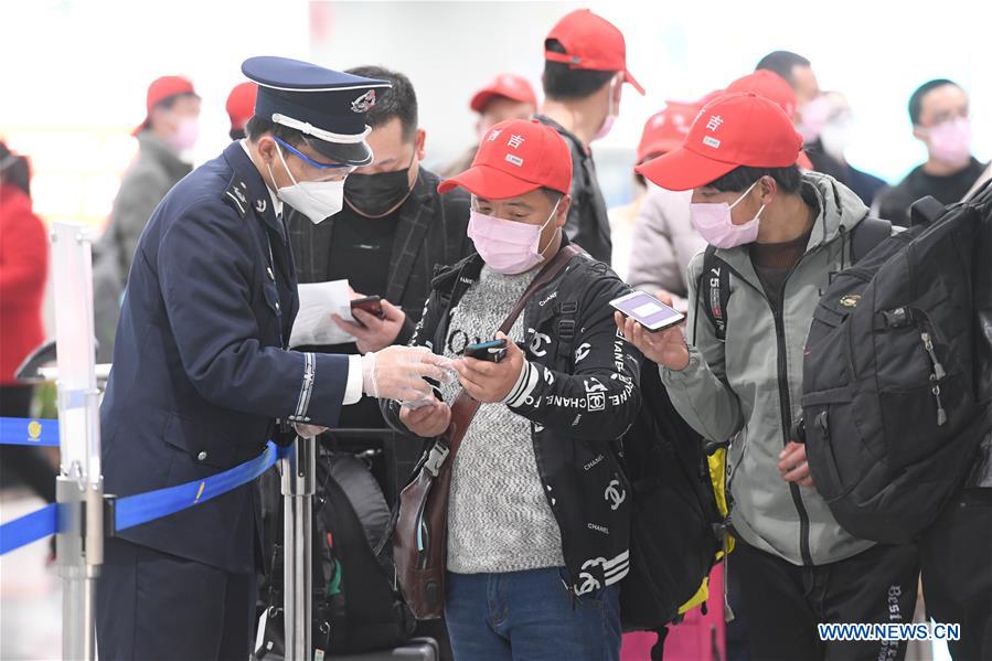 CHINA-NINGXIA-FUJIAN-MIGRANT WORKERS-BACK TO WORK (CN)