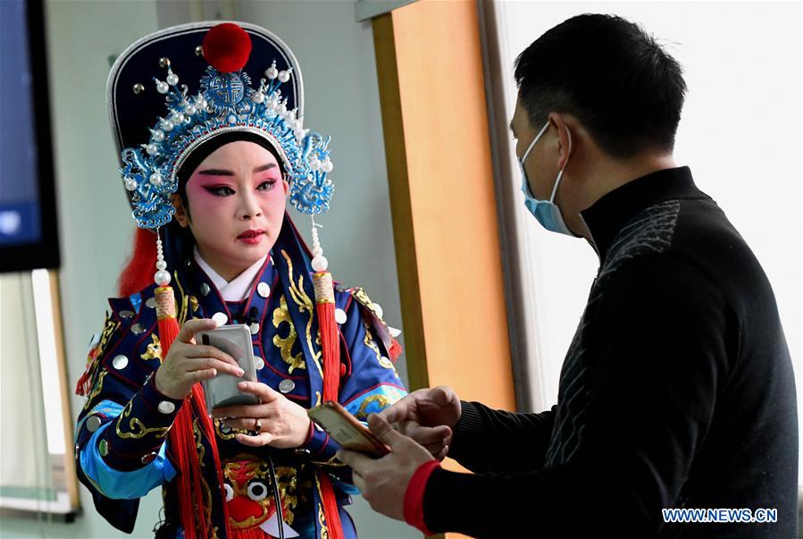 (FOCUS)CHINA-HENAN-ZHENGZHOU-HENAN YU OPERA-LIVE STREAMING(CN)