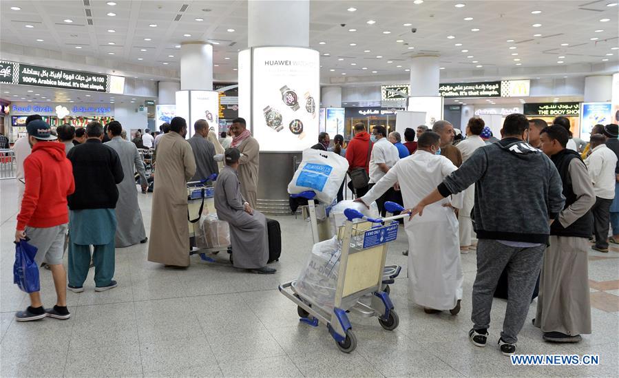 KUWAIT-FARWANIYA GOVERNORATE-COVID-19-FLIGHTS-SUSPEND