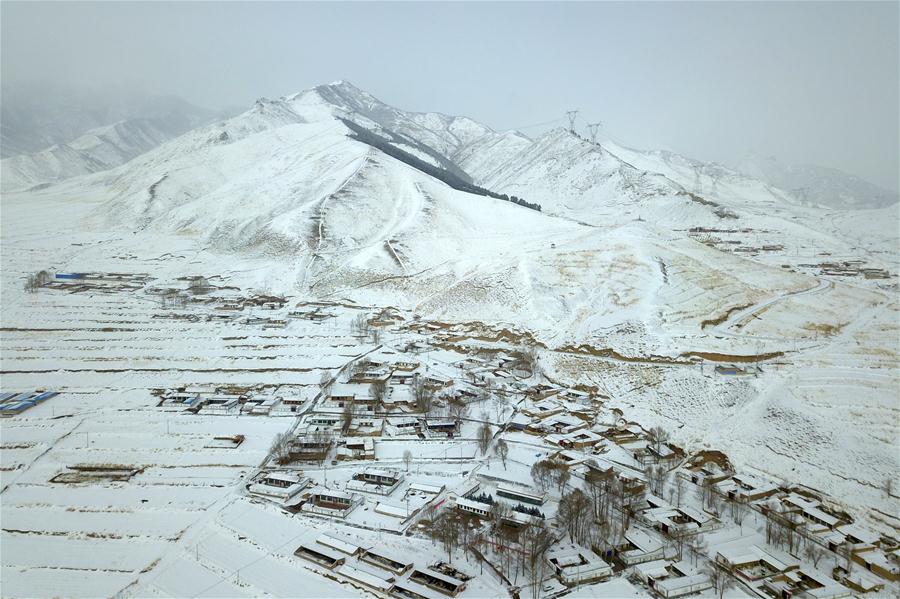 CHINA-GANSU-SNOW SCENERY (CN)