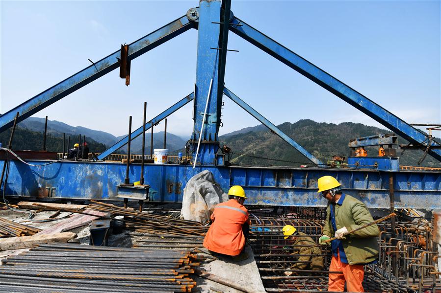 CHINA-GUIZHOU-QINGSHUI RIVER-BRIDGE-CONSTRUCTION (CN)