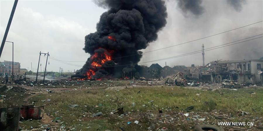 (SPOT NEWS)NIGERIA-LAGOS-OIL PIPELINE EXPLOSION