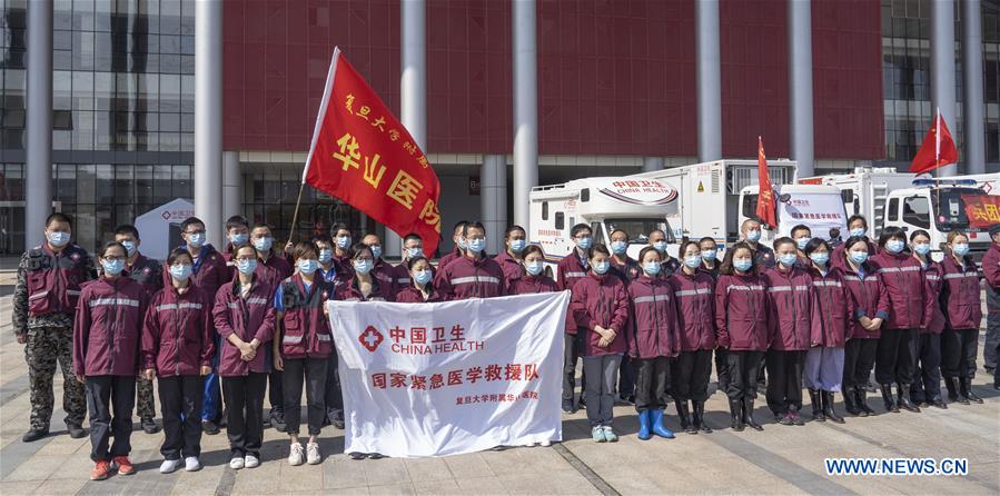 CHINA-WUHAN-COVID-19-MEDICS-DEPARTURE (CN)