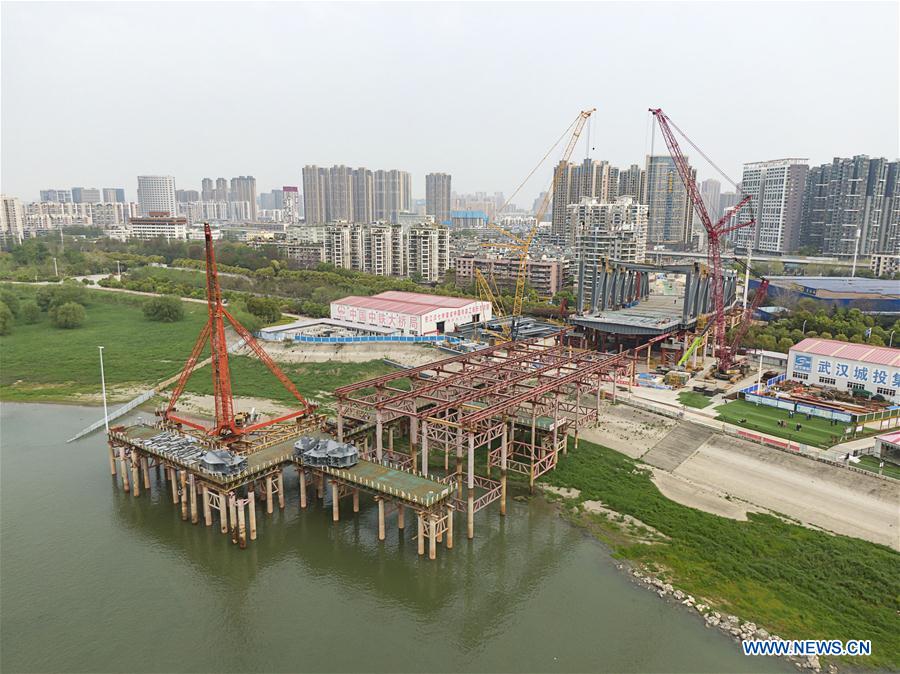 CHINA-HUBEI-WUHAN-BRIDGE-CONSTRUCTION-RESUMPTION (CN)