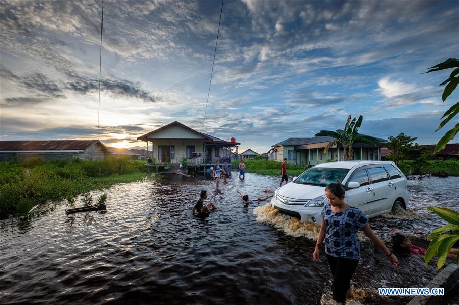 XINHUA PHOTOS OF THE DAY