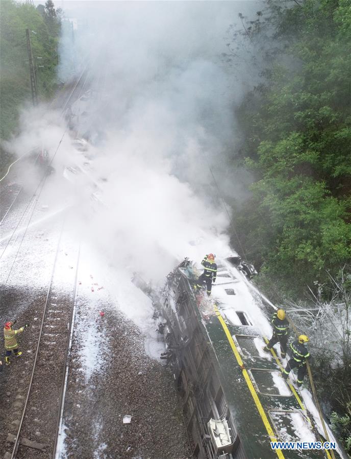 CHINA-HUNAN-CHENZHOU-DERAILED TRAIN (CN)