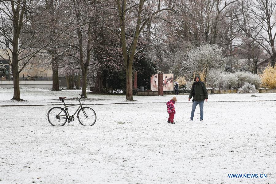 GERMANY-BERLIN-SNOW